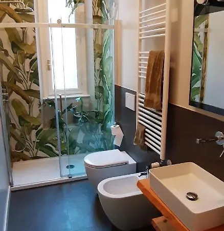 아파트 La Casa Di Omero